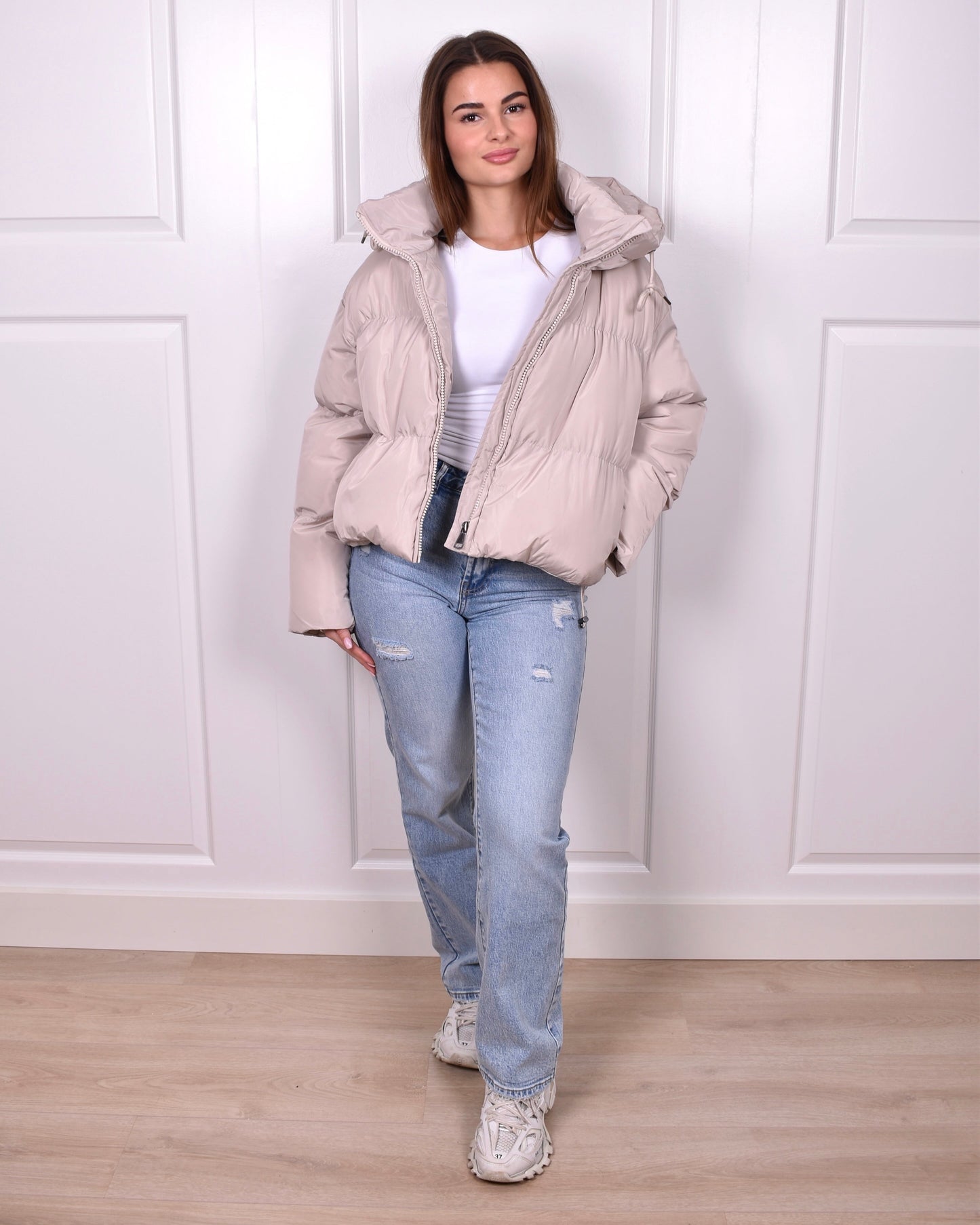 Short PUFFER coat beige